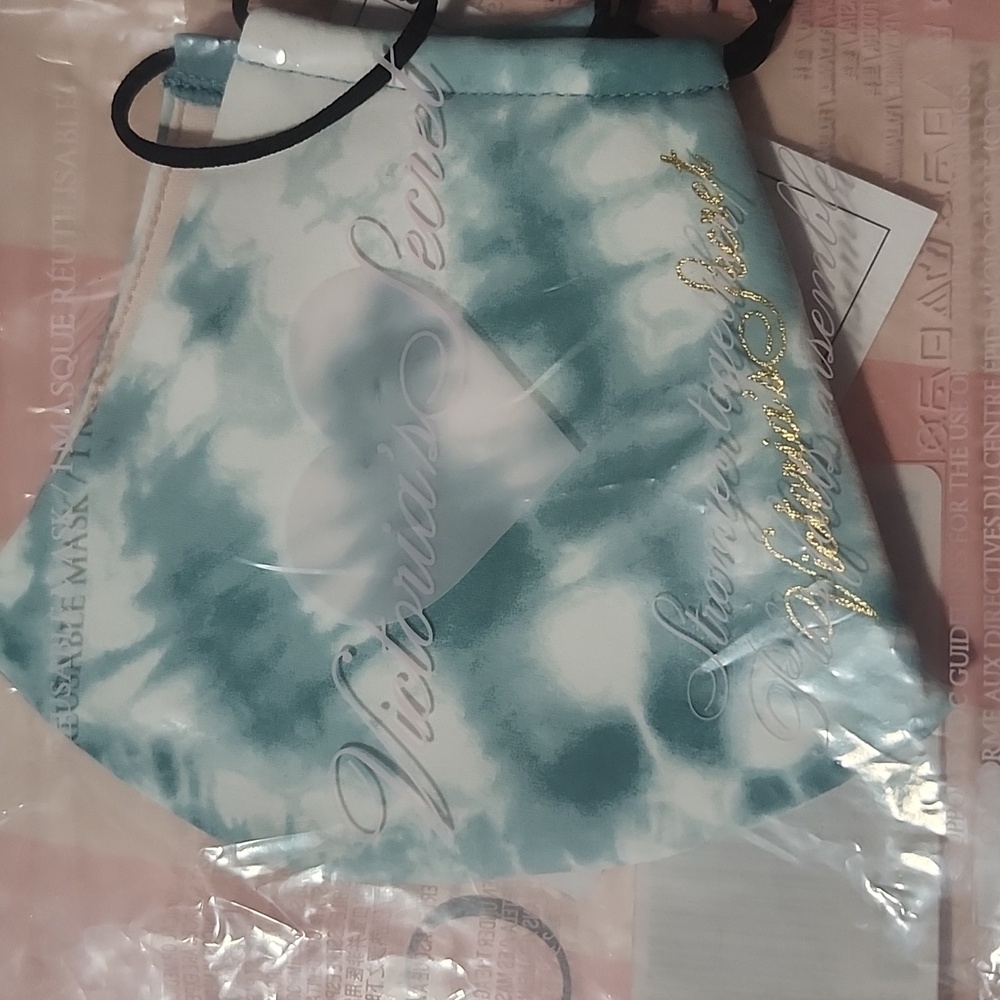 Victoria Secret Reusable Mask NIP